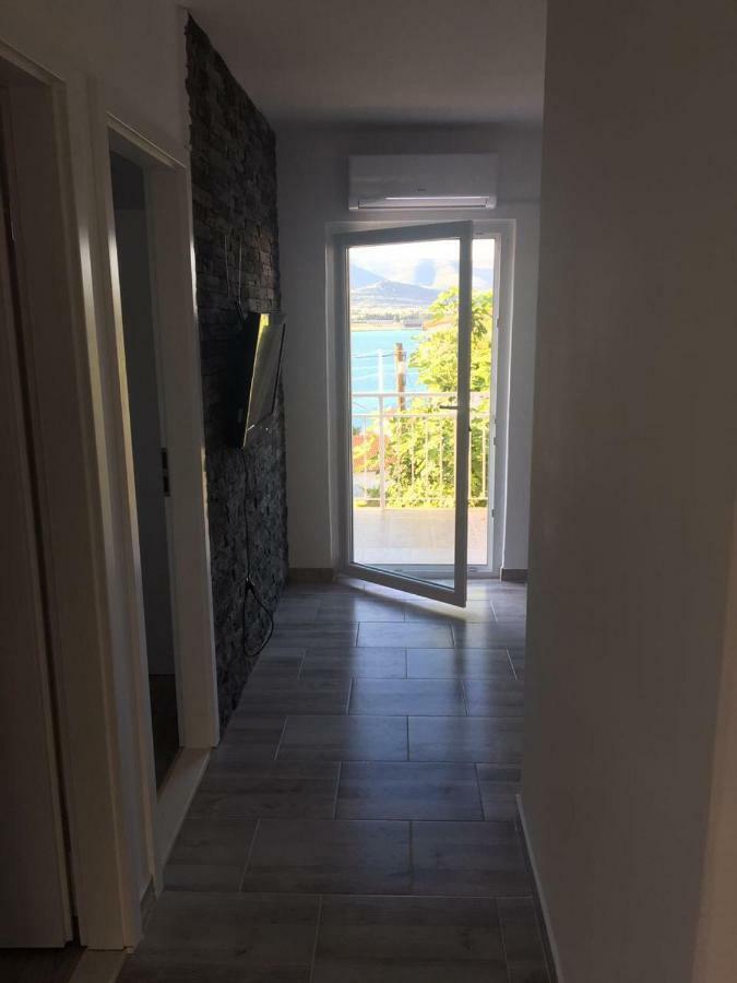 Apartman Ana Трогир Екстериор снимка